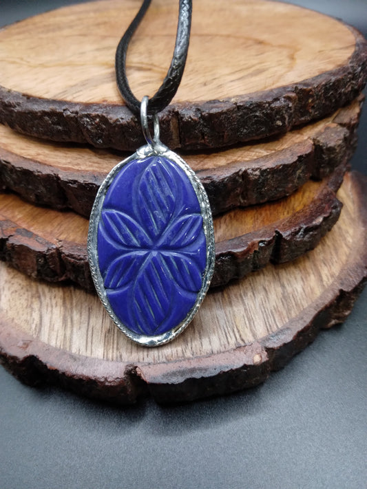 Lapis Lazuli carved flower necklace